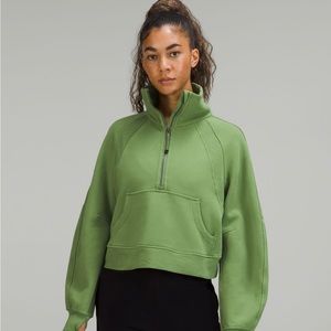 New w/o tags Lululemon Half-Zip Funnel Neck Scuba Jacket (size M/L)